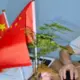 果然成龙的头像-投影工坊