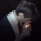 淡淡いで微笑